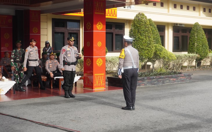 Polres Oku Timur Gelar Apel Oprasi Ketupat Musi 2025