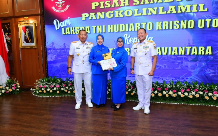 Tradisi Pisah Sambut Warnai Pergantian Panglima Kolinlamil