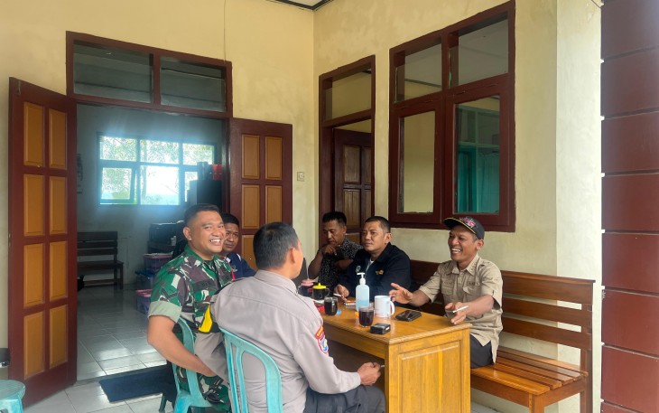 Babinsa Koramil 0801/01 Pacitan Laksanakan Kegiatan Komsos