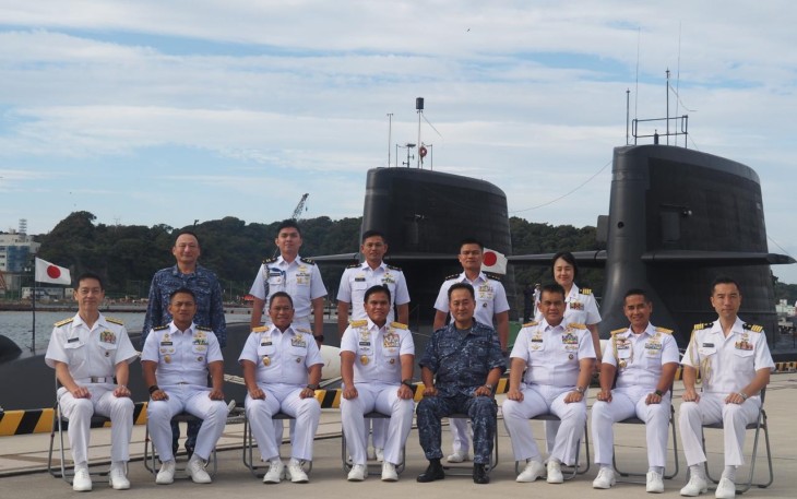 Kasal Kunjungi Kapal Selam Oyashio-Class dan Kapal Fregat Mogami-Class di Yokosuka Jepang 