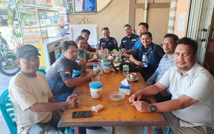 Polres Natuna dan Insan Pers Ngopi Bareng di Warung Kopi Sinergi Jaga Harkamtibmas
