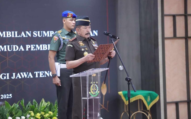 Pelantikan SesJAM-Bin dan Kajati Jawa Tengah
