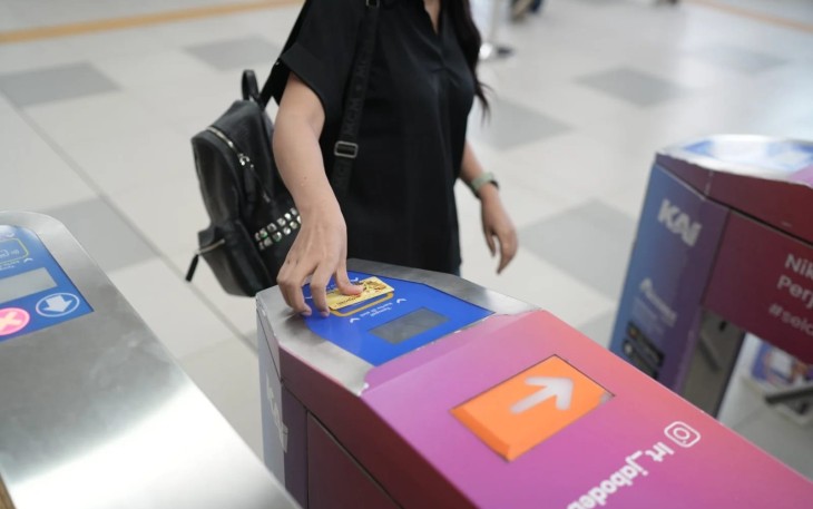 LRT Jabodebek Bersiap Hadirkan QRIS Tap sebagai Opsi Pembayaran