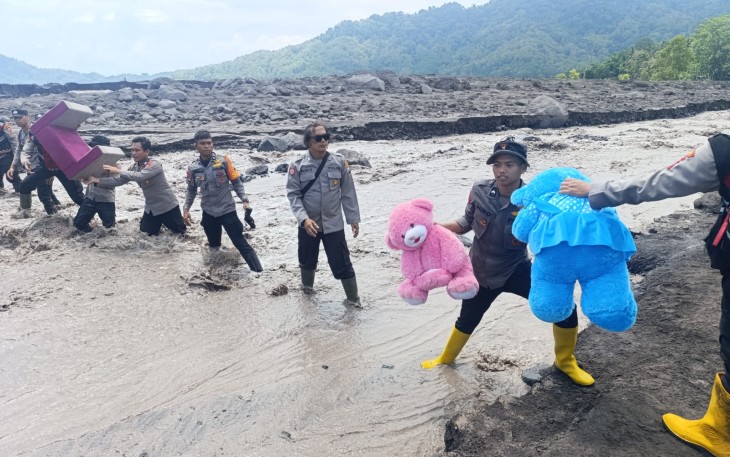 Aksi Kemanusiaan Pascabanjir Lahar Semeru di Lumajang