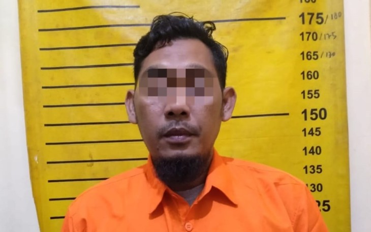 LMP (43), supervisor sales tersangka kasus penggelapan ratusan juta uang perusahaan milik PT Citra Pangan Indah, Gondangrejo, Karanganyar.