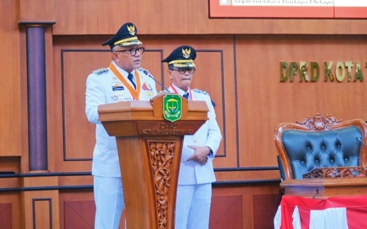 Wali Kota Tanjungpinang Sampaikan Pidato Tentang Visi Misi Wali Kota Dalam Rapat Paripurna DPRD