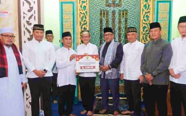 Pemko Tanjungpinang saat Safari Ramadan 1447 H di Masjid Nurul Iman