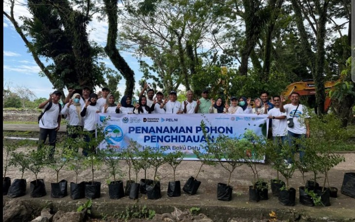 Kegiatan penanaman pohon yang di gelar oleh PT. Pelni dalam rangka memperingati hari lingkungan sedunia
