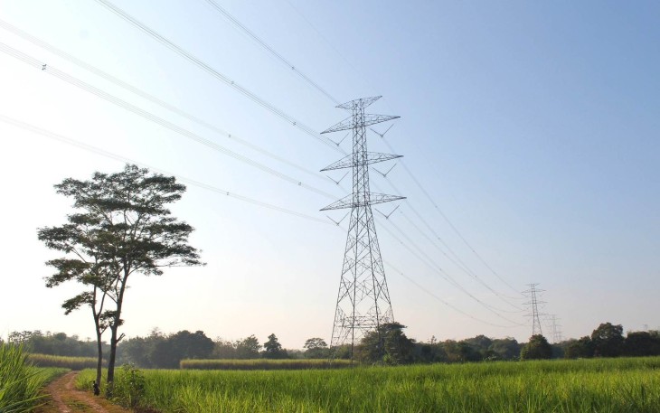 Ilustrasi jaringan listrik tegangan tinggi PLN