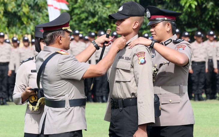 Kapolda Jatim Irjen Pol Nanang Avianto membuka Pendidikan Bintara Polri di Mojokerto, Selasa (6/1)
