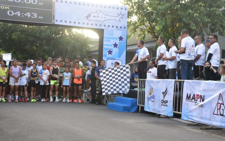 Pembukaan 700 Air Defence Run di Surabaya, Minggu (25/1)