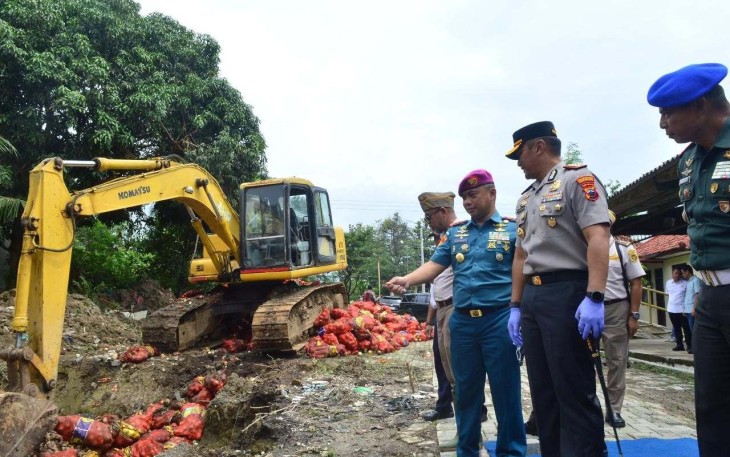 Danlanal Semarang Kolonel Marinir Sabprowanto