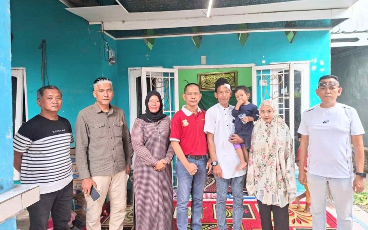 Takziah di Kediaman Redaktur Sumut24