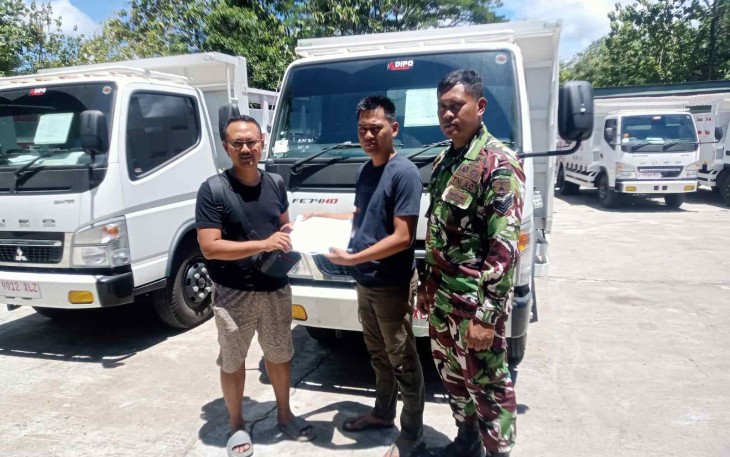 Pendistribusian truk operasional KDKMP di Pacitan 