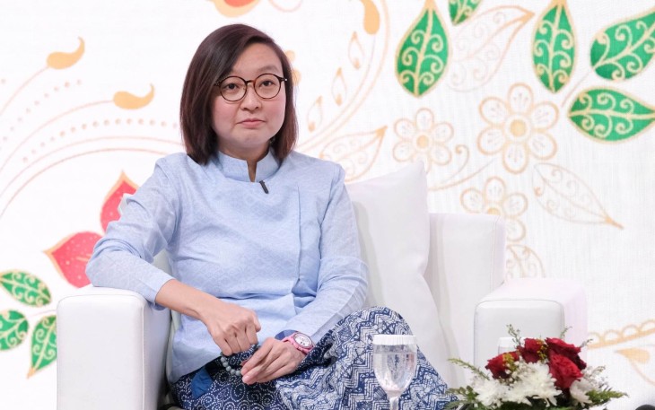 Wakil Menteri Ekonomi Kreatif, Irene Umar, menjadi pembicara dalam dialog nasional dan lokakarya bertema “Peran Kepemimpinan Perempuan dalam Pengembangan Kemandirian dan Resiliensi Nasional" di Balaikota Jakarta, Rabu (8/4/2026).