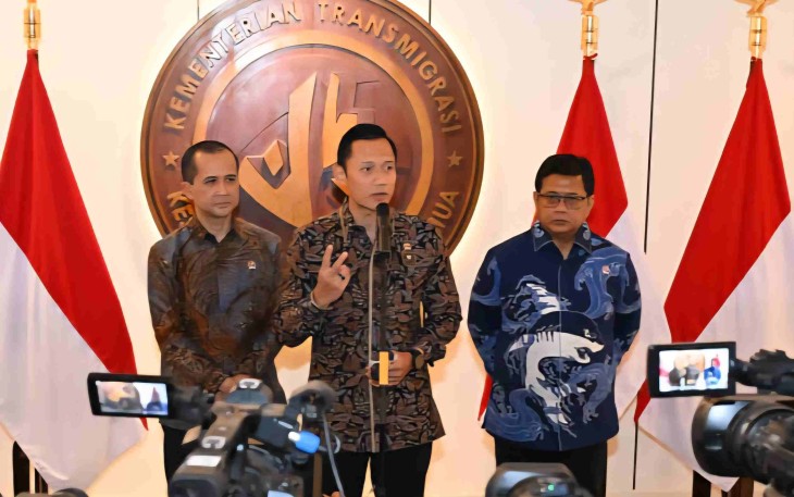 Menko Agus saat memberikan keterangan pers di Jakarta
