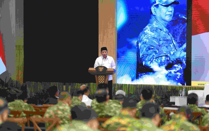 Menkop Ferry Juliantono