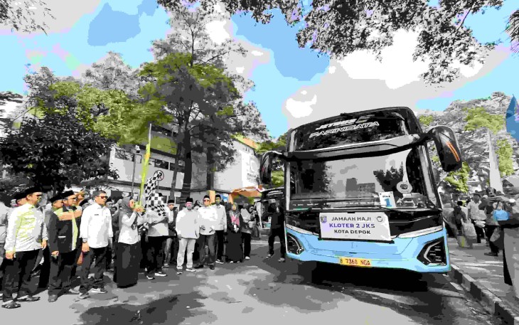 Pelepasan 445 Jemaah Haji Kloter 2 JKS, Depok, Rabu (22/4)