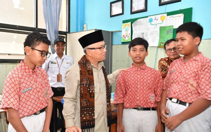 Wamendikdasmen Atip Latipulhayat