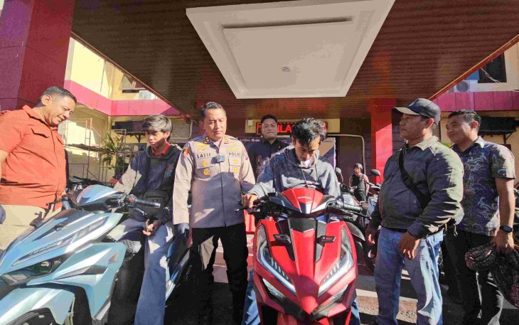 Penyerahan motor masyarakat setelah ditemukan 
