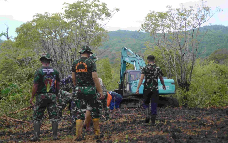 Pembangunan akses jalan 