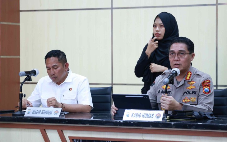 Kabid Humas Polda Jatim Kombes Pol Jules Abraham Abast