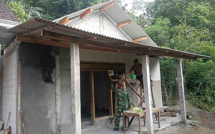 Pengerjaan RTLH bapak Sinto