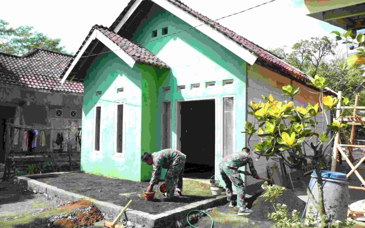 Program RTLH penerima manfaat TMMD ke-128 Kodim Probolinggo