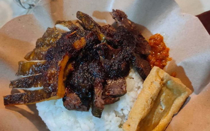 Nasi Babat Bumbu Hitam Kedai Cha'Tam