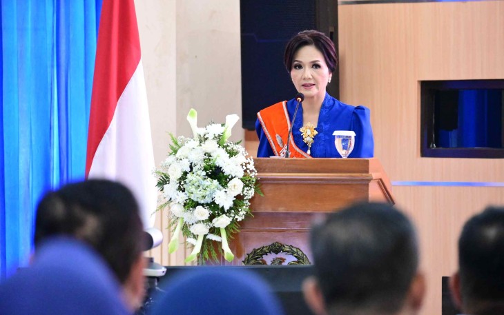 Ibu asuh Wara Koharmatau Ny. Ayu Rudolf P. Buulolo