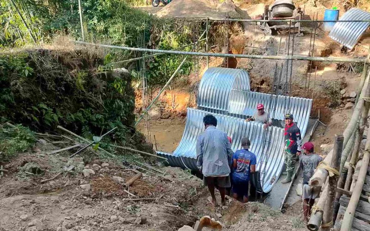Pembangunan jembatan aramco