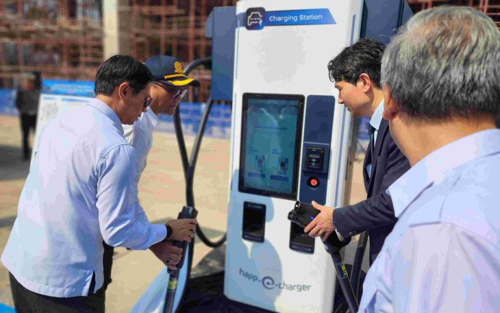 Charging Station BRT Cekungan Bandung