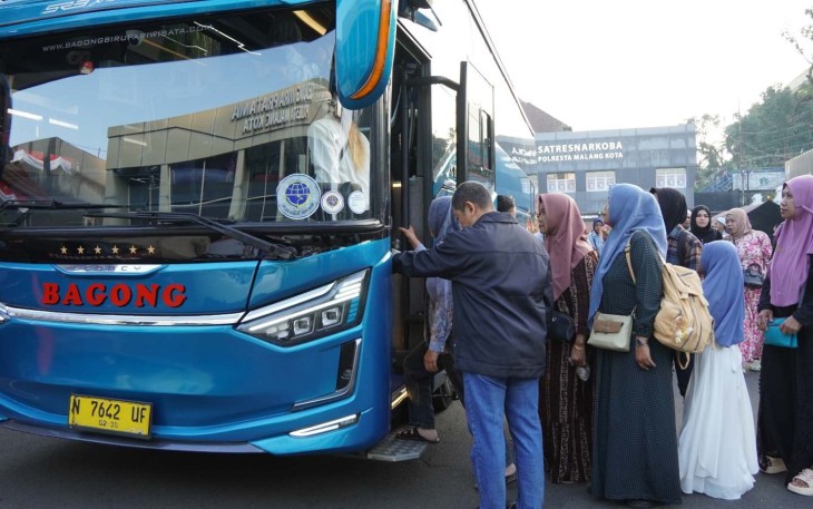 Ziarah religi keluarga korban Kanjuruhan
