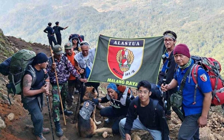 ALASTUA TNI AD Malang Raya di Gunung Penanggungan
