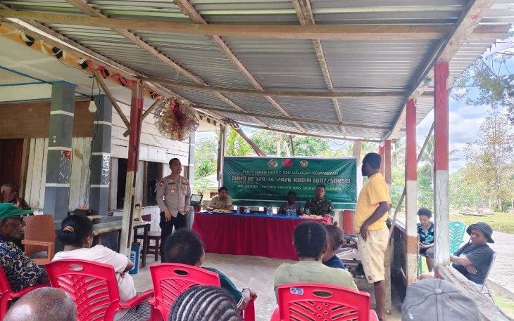 Penyuluhan wasbang dan hukum di Kampung Sesor