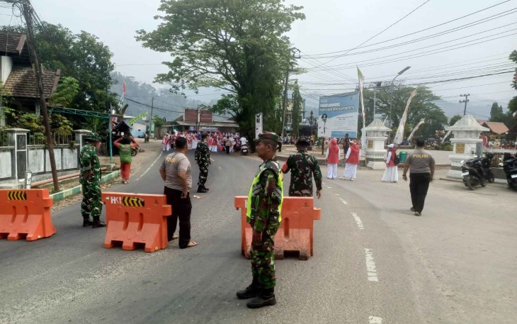 Pengamanan festival Marching Band