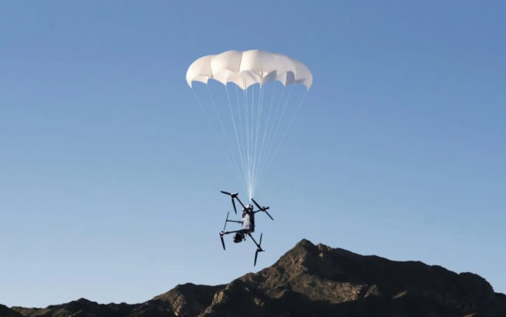 DJI AP100 Resmi Hadir di Indonesia, Parasut Keselamatan Khusus untuk DJI Matrice 400