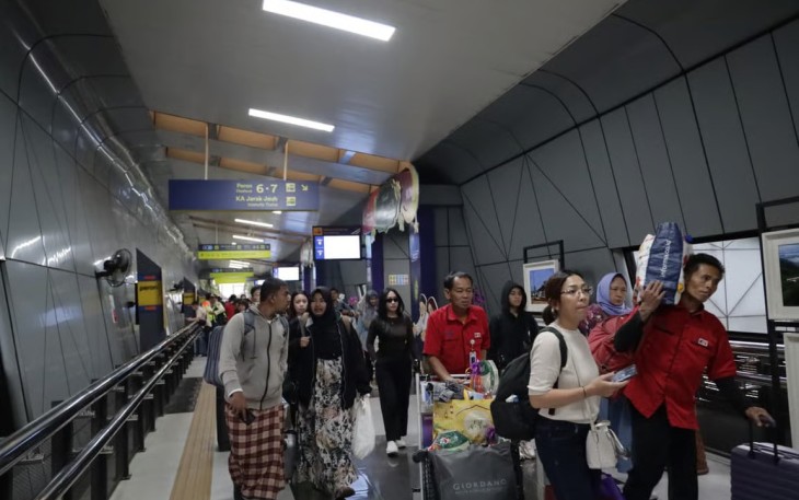 Volume Penumpang KA di Daop 2 Bandung Masih Tinggi
