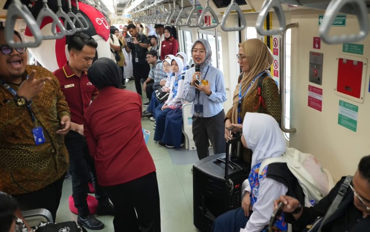 Hari Anak Nasional, LRT Jabodebek Jadikan Transportasi Publik sebagai Ruang Belajar bagi Anak Penyandang Disabilitas
