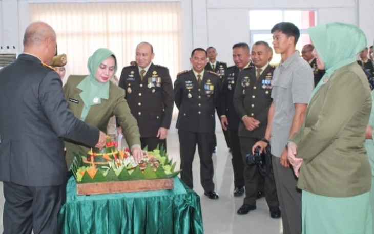 Dandim 0315/Tanjungpinang Hadiri Syukuran HUT ke-20 Korem 033/WP dan Wisuda Purna Tugas Prajurit TNI AD