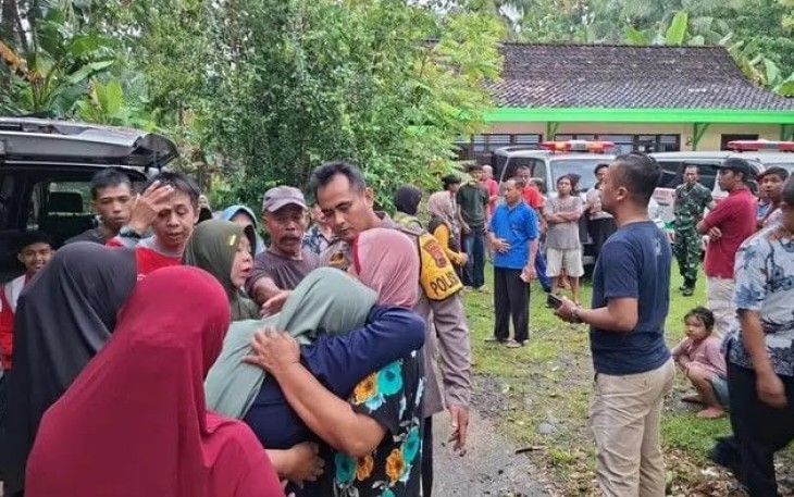 Suasana korban keracunan di lokasi acara