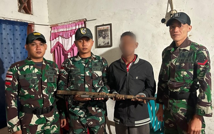 Yonarmed 12 Kostrad terima senjata masyarakat 