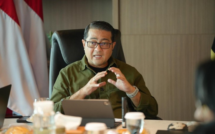 Menteri Ekraf Teuku Riefky Harsya
