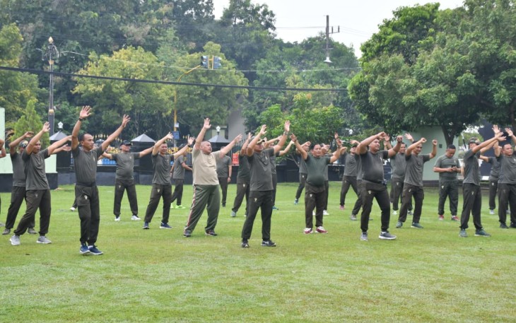 Olahraga bersama prajurit Kodim Ponorogo