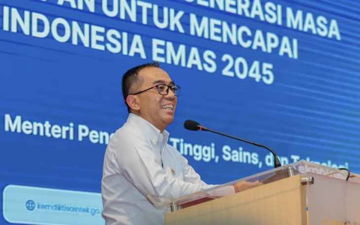 Mendiktisaintek Brian Yuliarto