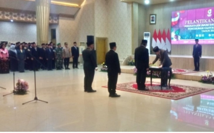 Gus Fawait Lantik Direksi Baru Perumda Kahyangan