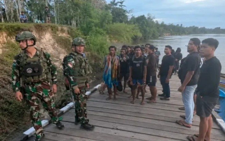 Koops TNI Habema Evakuasi 44 Pendulang Emas dari Gangguan OPM di Pegunungan Bintang
