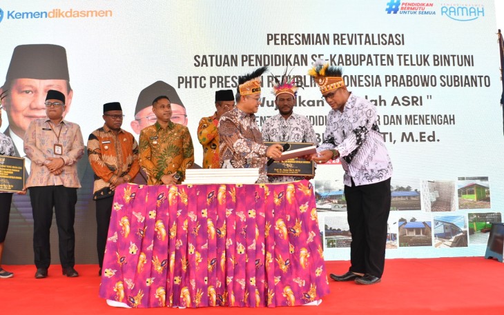 Cerita Sekolah-Sekolah di Teluk Bintuni Menyambut Revitalisasi