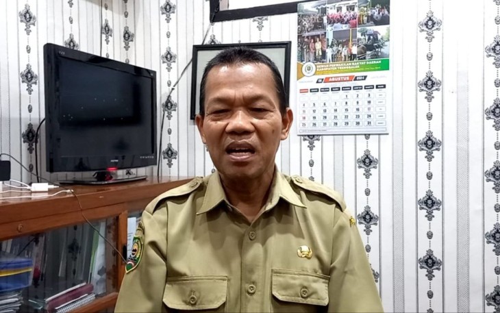 Sekretaris DPRD Trenggalek, Mohtarom, saat dikonfirmasi