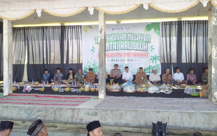 Sebagai Bentuk Rasa Syukur, Danramil Kebonagung Hadiri Tasyakuran Nelayan Di Pantai Kaliuluh